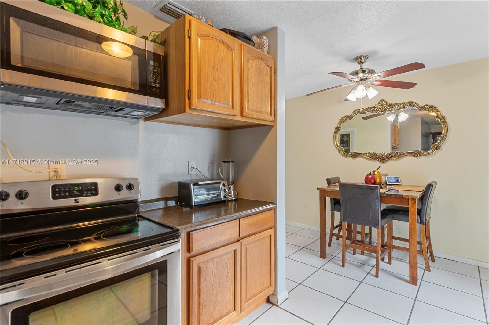 1281 NW 63rd Ave, Sunrise, Florida image 9