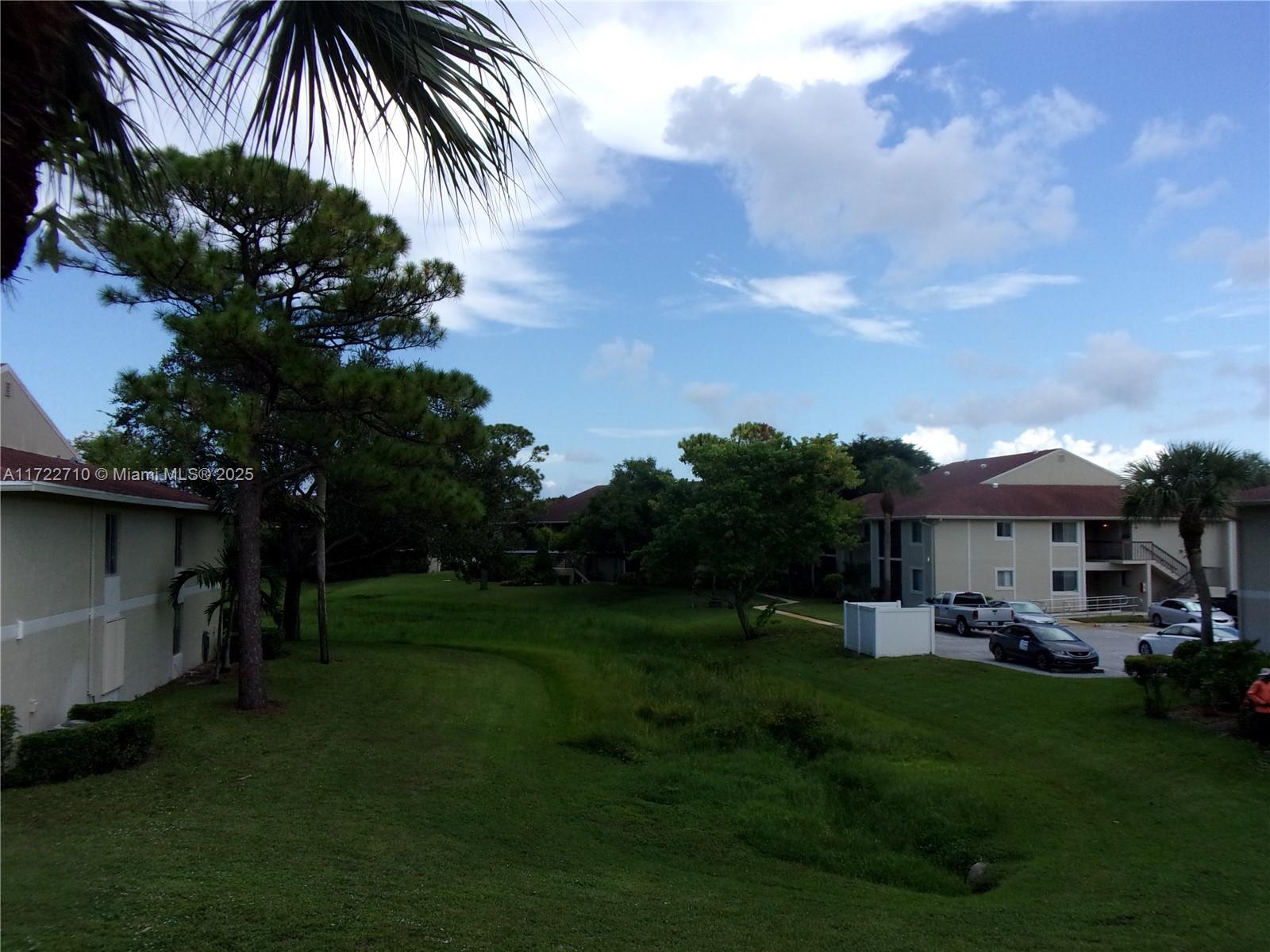 Residential, Jupiter, Florida image 13