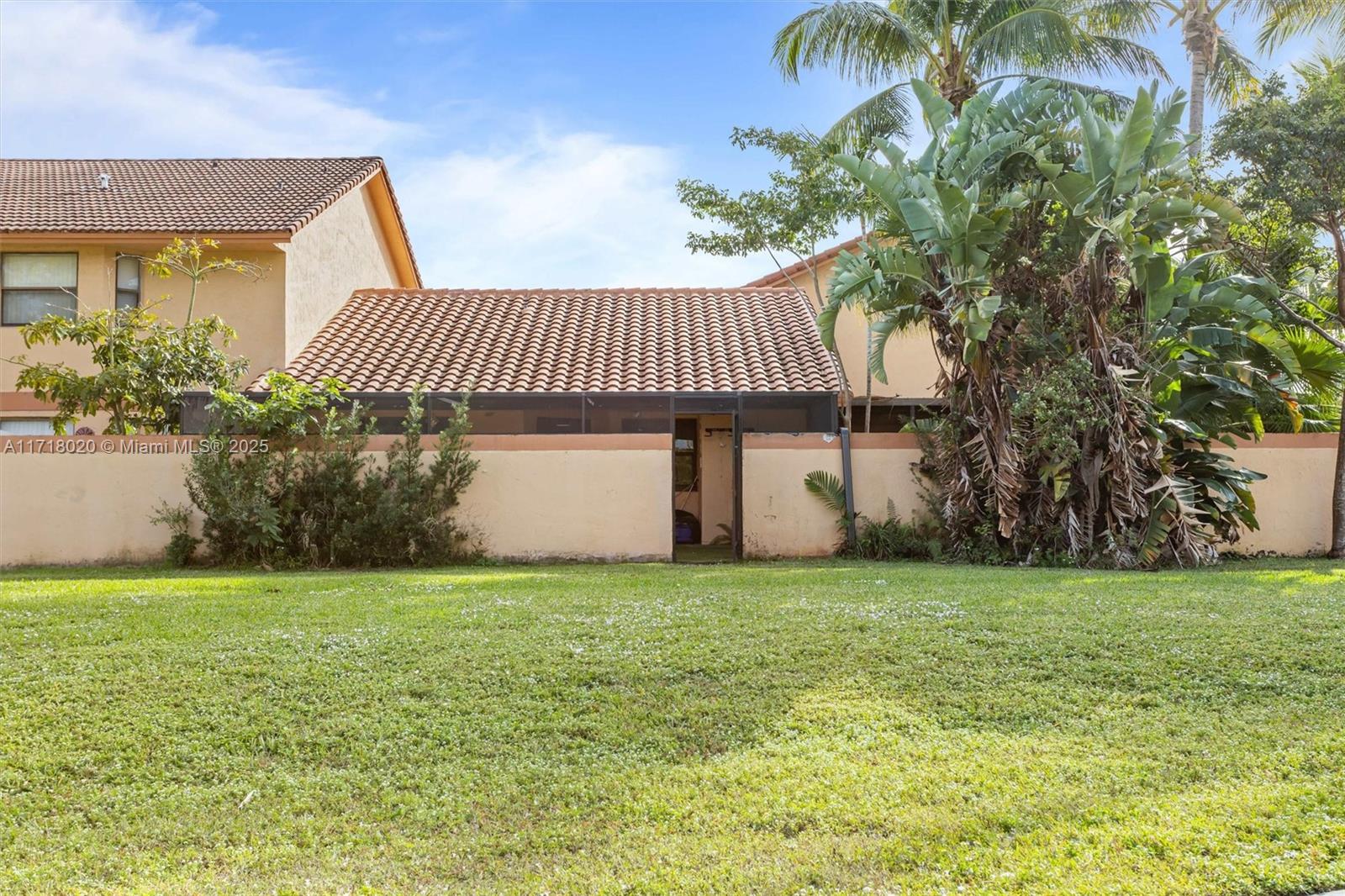 906 SW 113th Ter, Pembroke Pines, Florida image 23