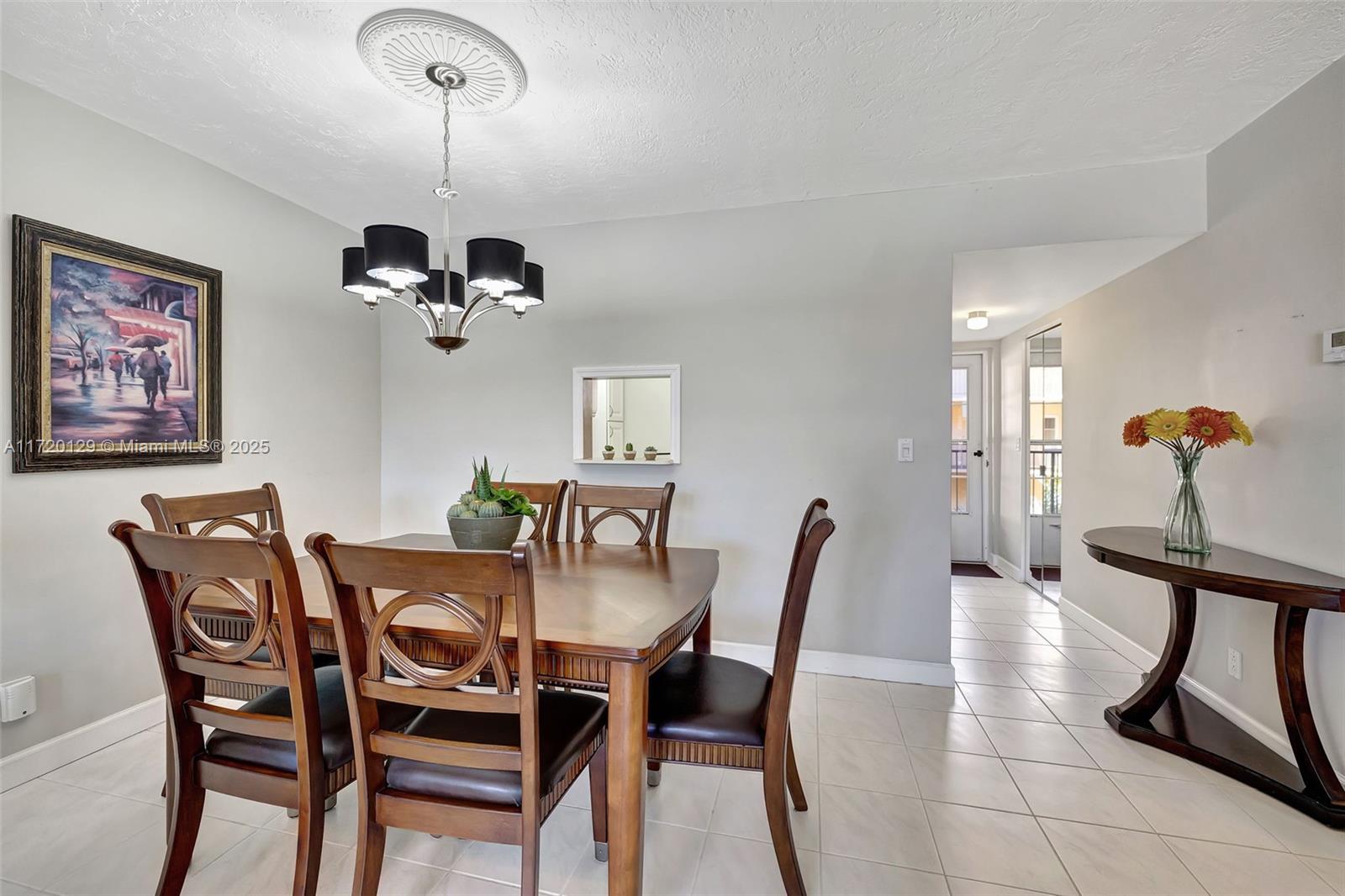 2811 Somerset Dr #203, Lauderdale Lakes, Florida image 7