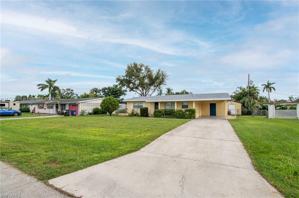 1442 Bryon Rd, Fort Myers, Florida image 2