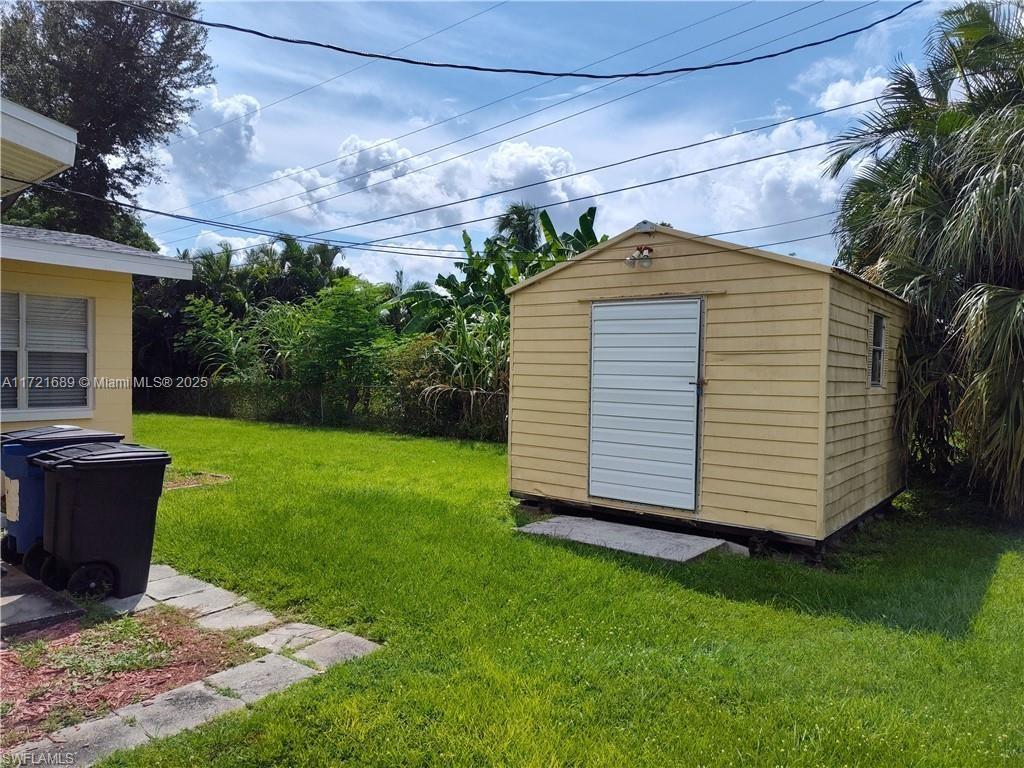 1142 Bryon Rd, Fort Myers, Florida image 20