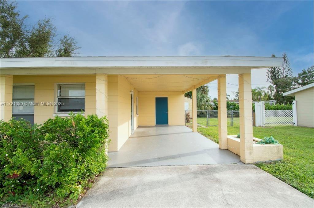 1442 Bryon Rd, Fort Myers, Florida image 23