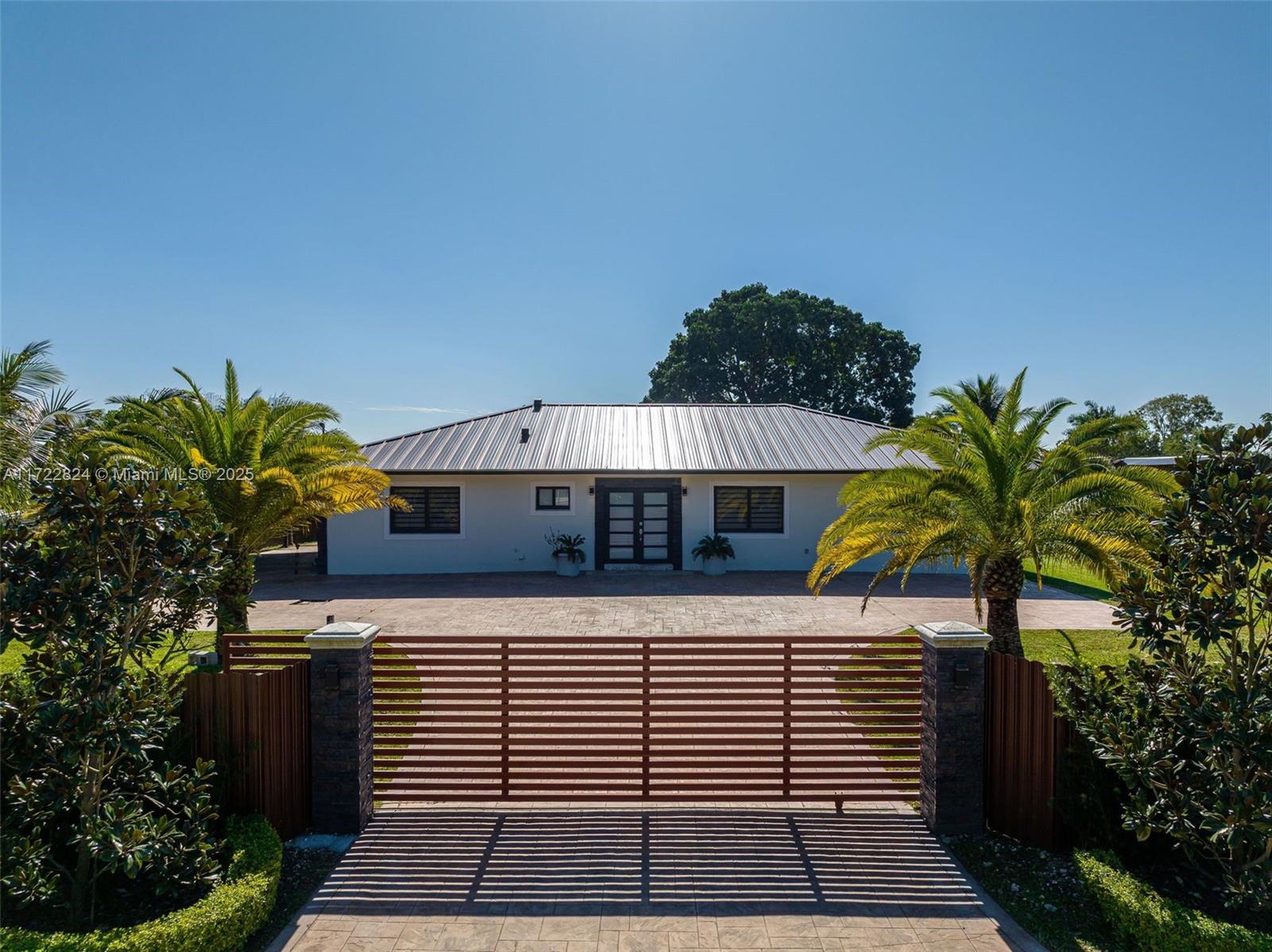 Residential, Homestead, Florida image 6