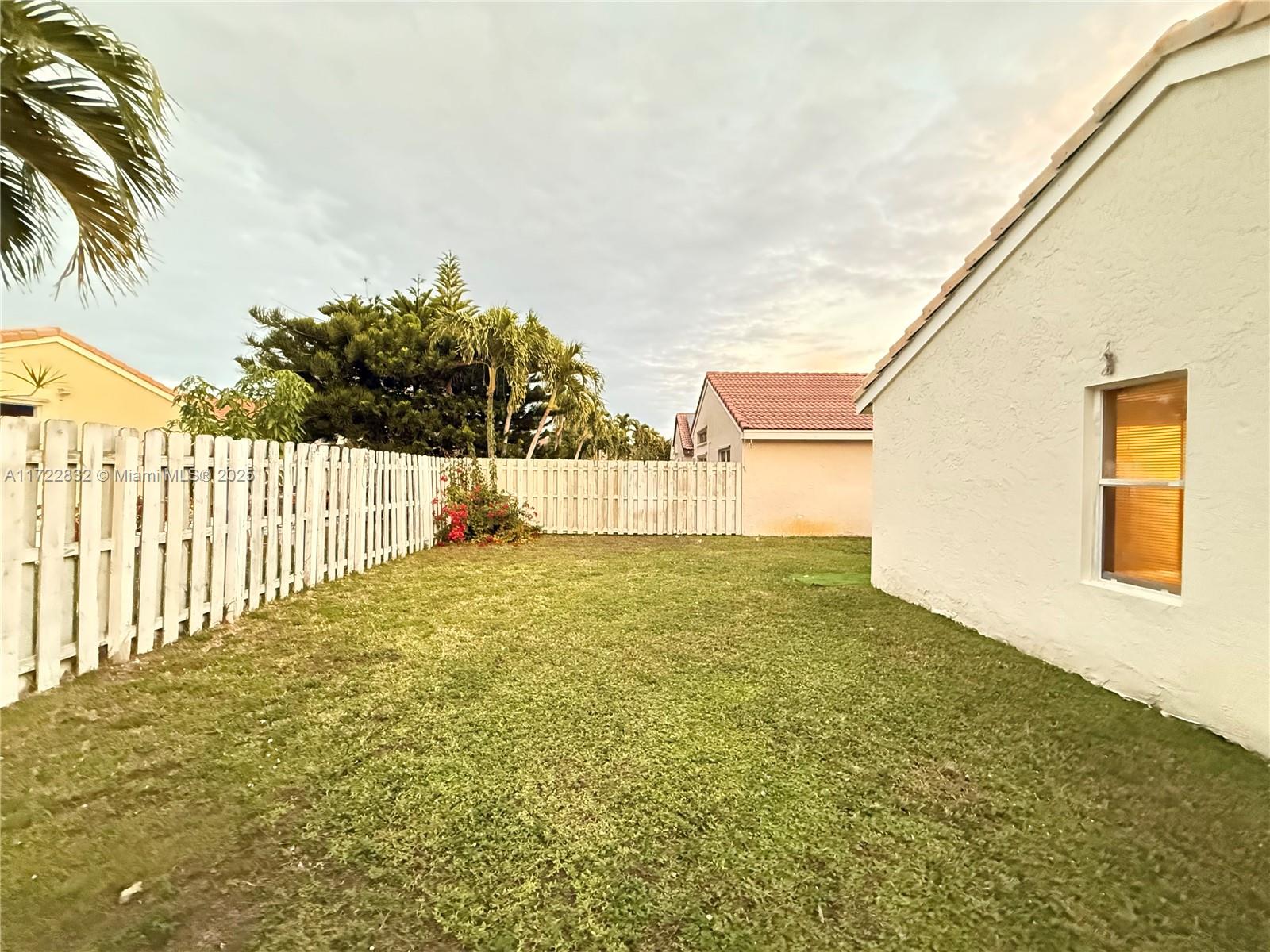 17637 SW 20th St, Miramar, Florida image 26