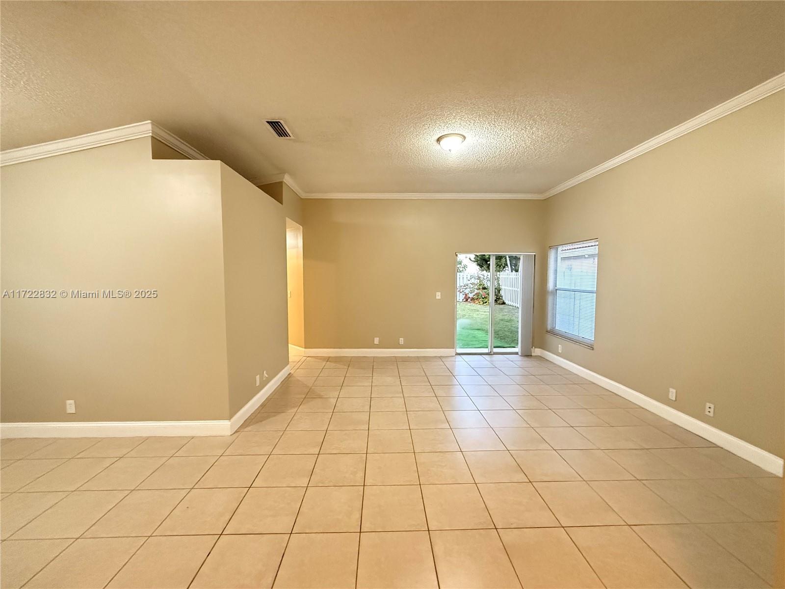 17637 SW 20th St, Miramar, Florida image 4