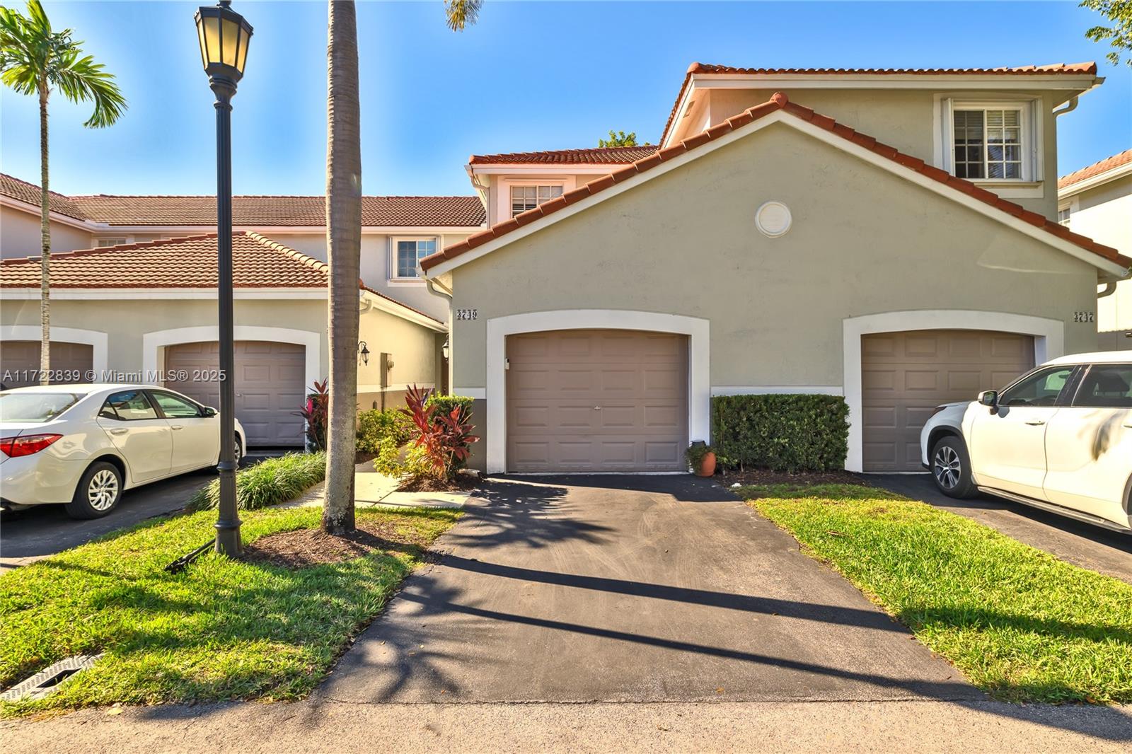 Residential, Weston, Florida image 3