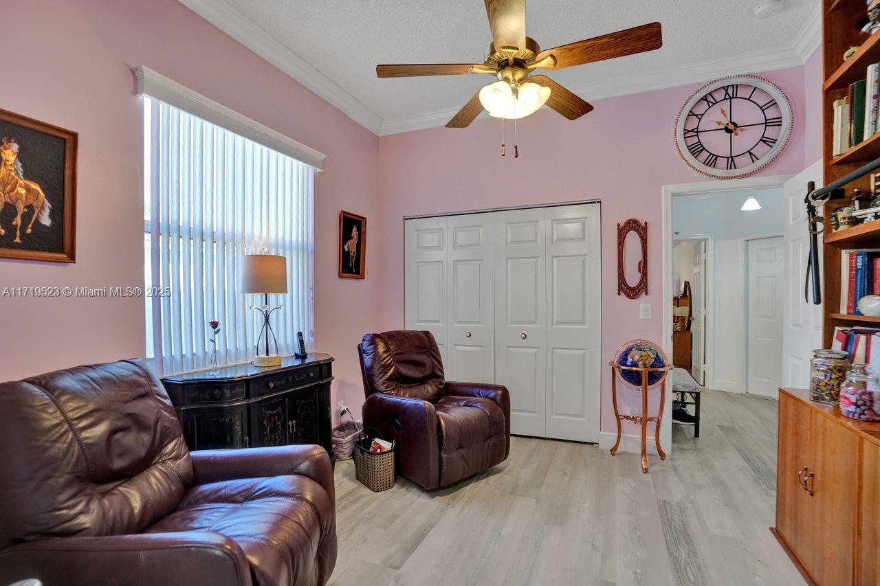 Listing Photo 22