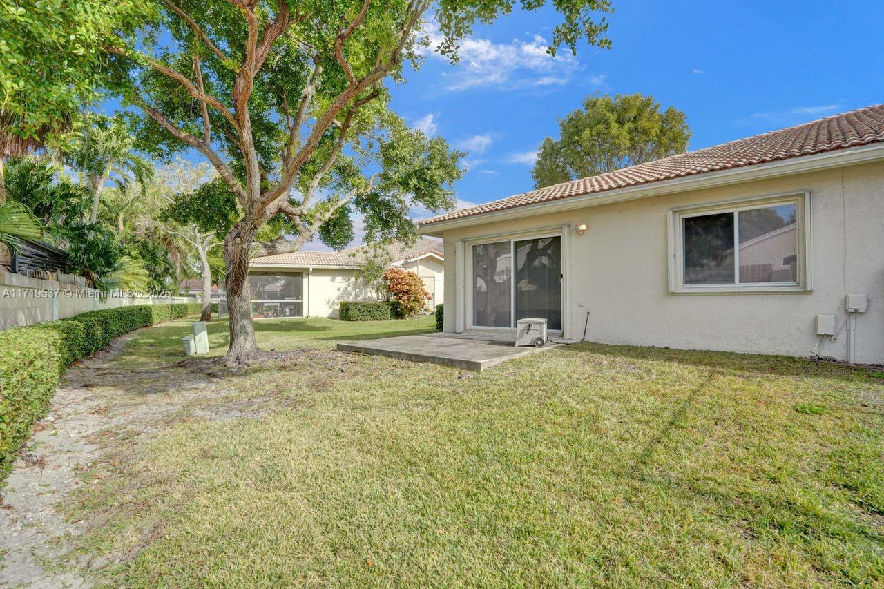 4977 SW 32nd Ter, Dania Beach, Florida image 30