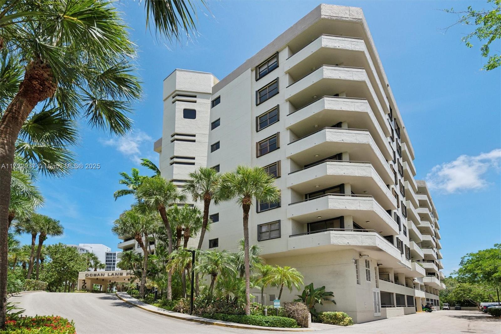 170 S Ocean Lane Dr #312, Key Biscayne, Florida image 23