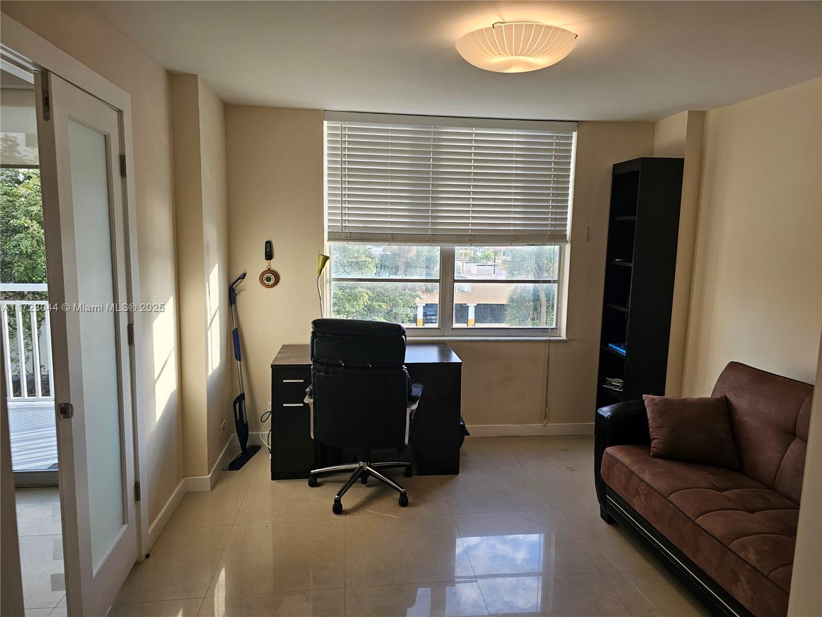 301 174th St #408, Sunny Isles Beach, Florida image 18