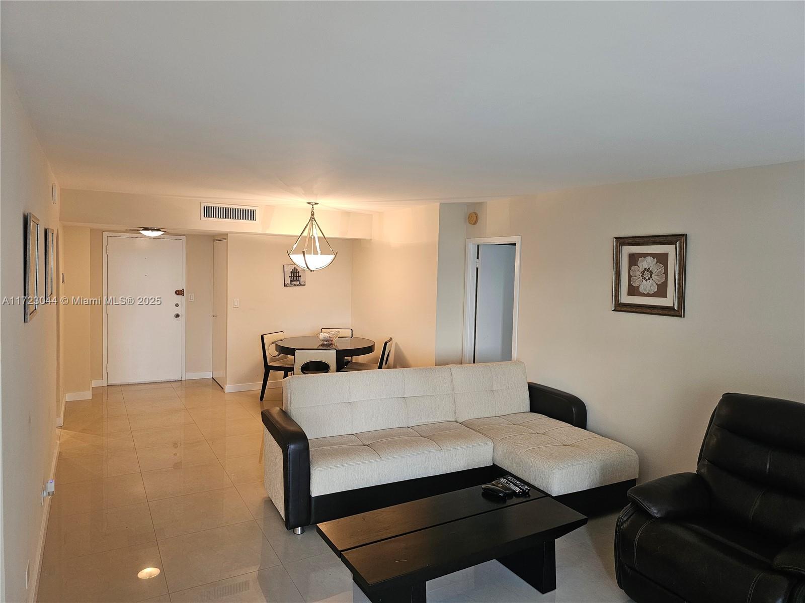 301 174th St #408, Sunny Isles Beach, Florida image 7