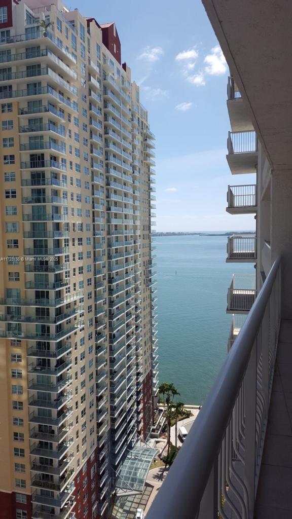 1200 Brickell Bay Dr #2506, Miami, Florida image 3