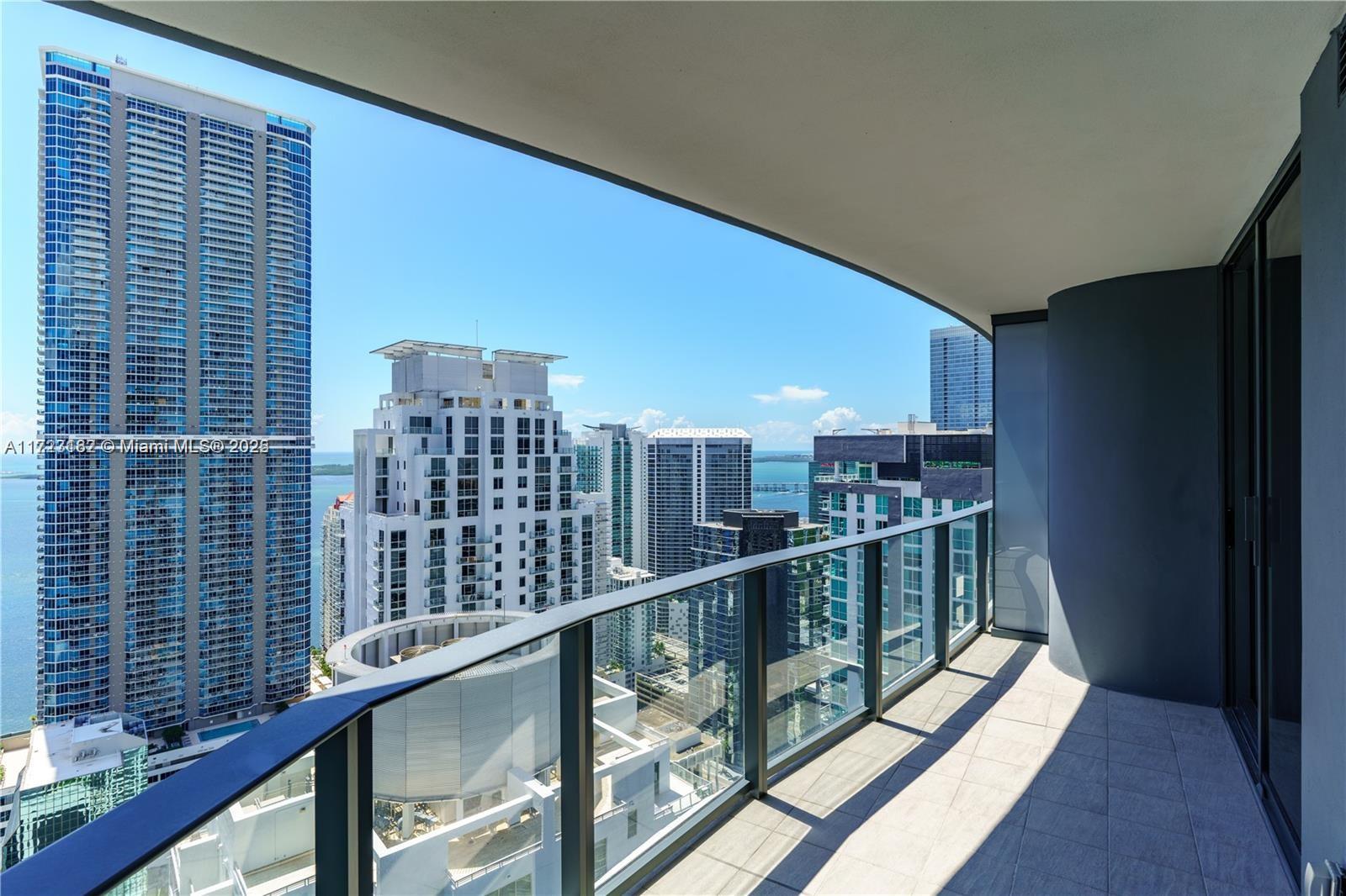 1000 Brickell Plz #4703, Miami FL 33131