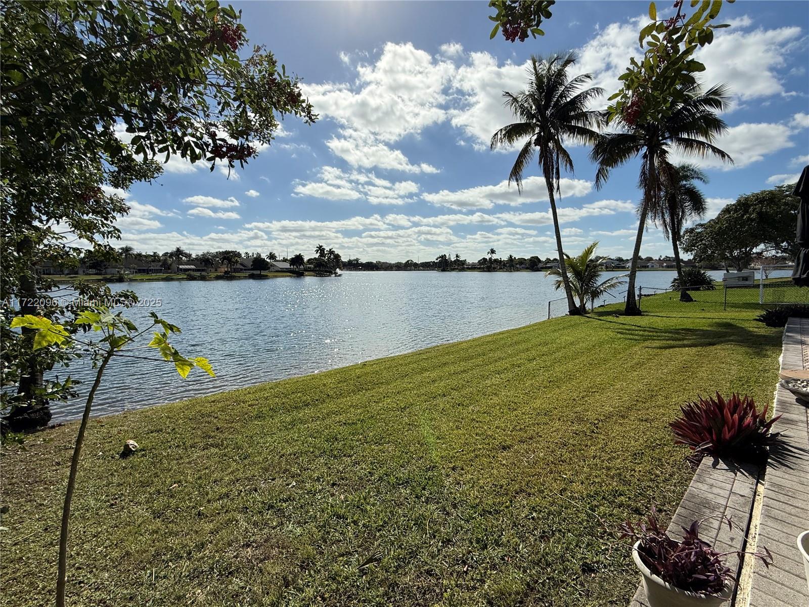 Residential, Sunrise, Florida image 6