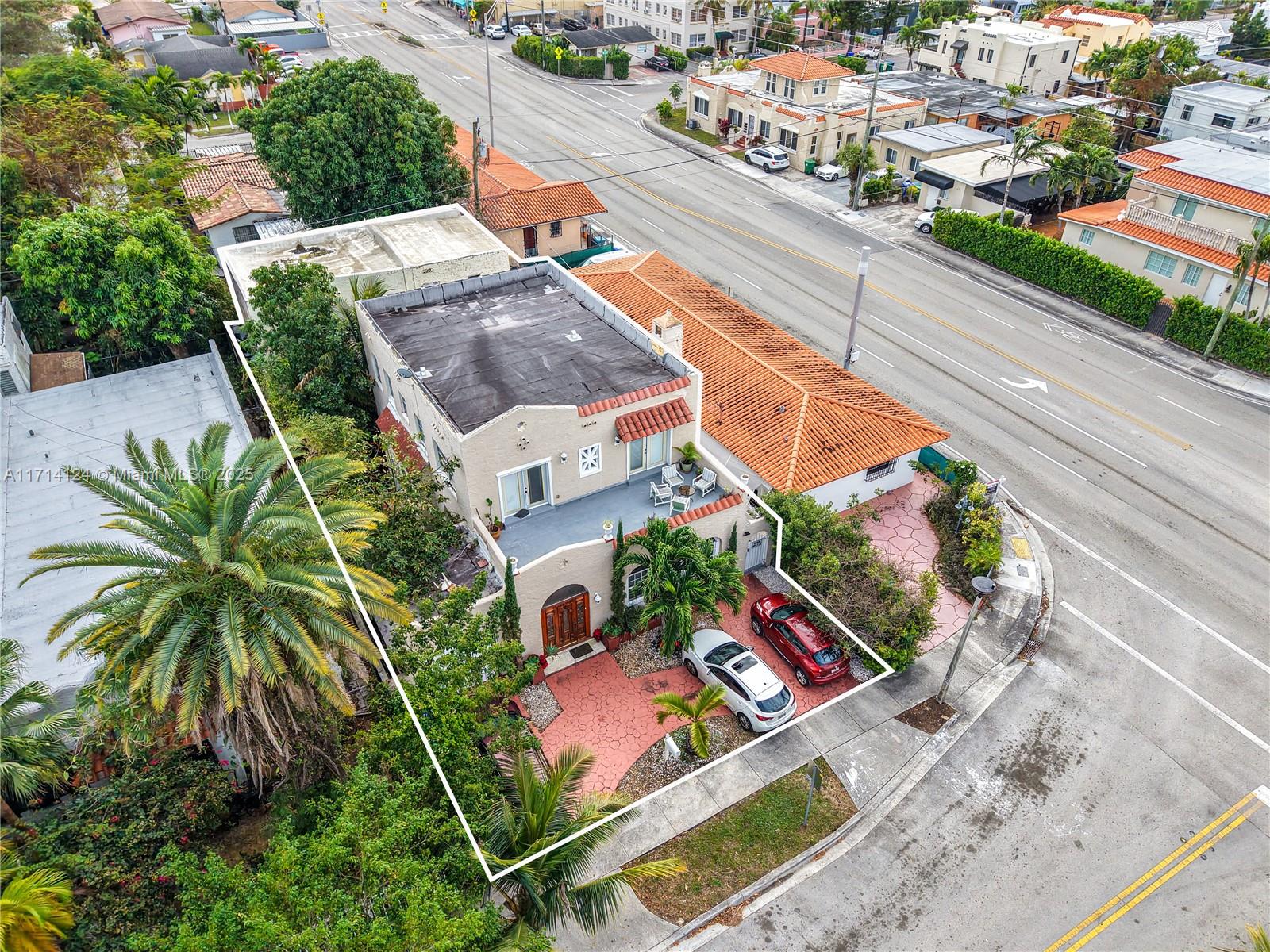 1678 SW 11th St, Miami, Florida image 35