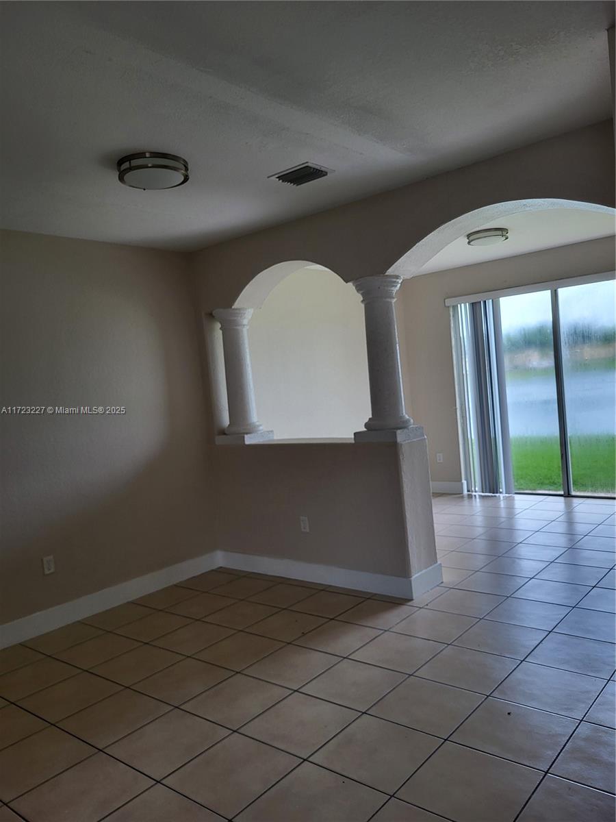 2723 SE 15th Rd #104, Homestead, Florida image 3