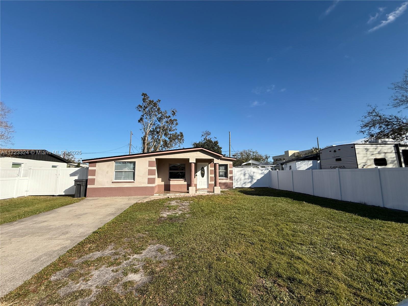 4503 Bray Rd, Tampa, Florida image 2