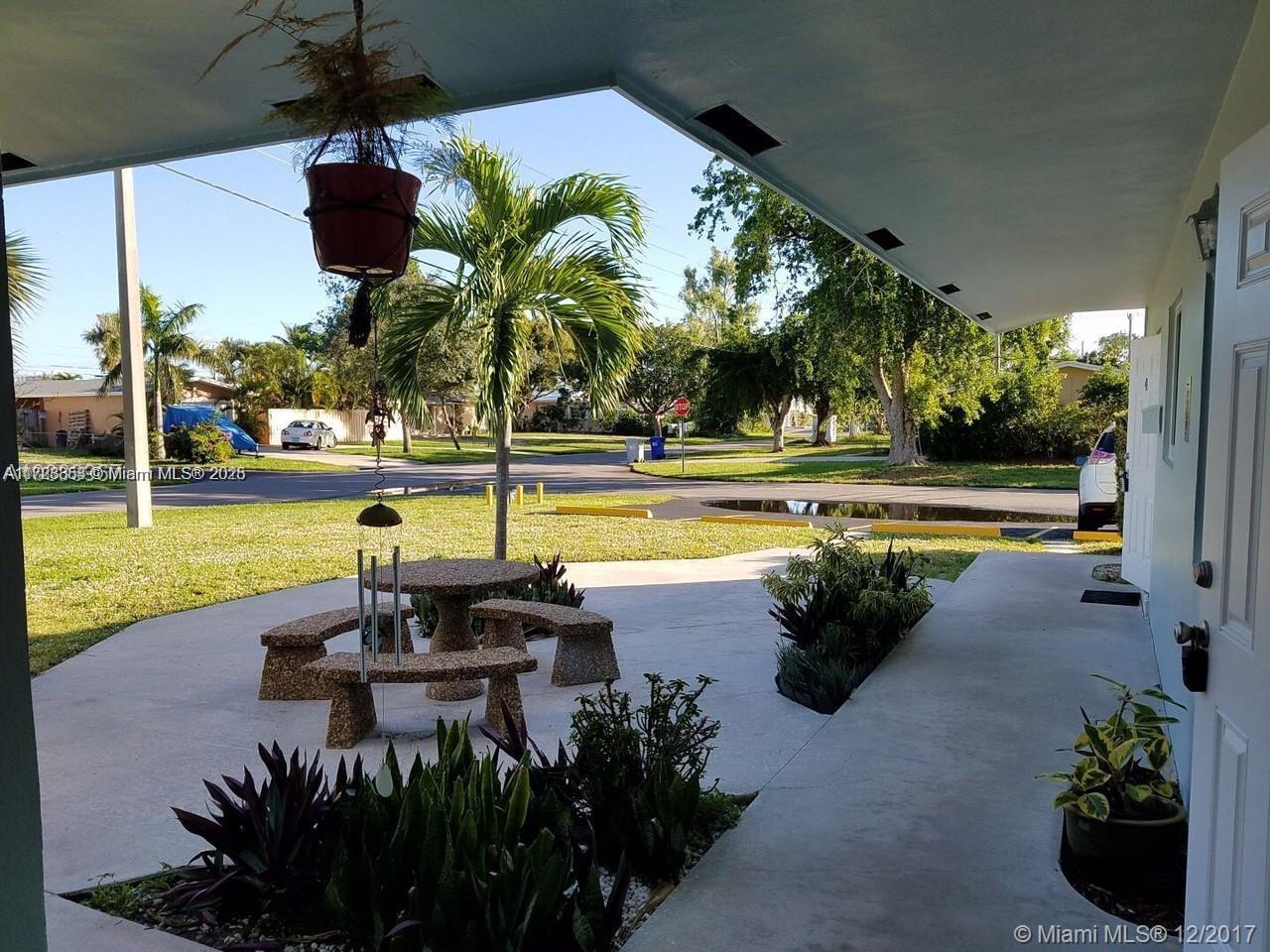 1231 NE 23rd Ave, Pompano Beach, Florida image 13