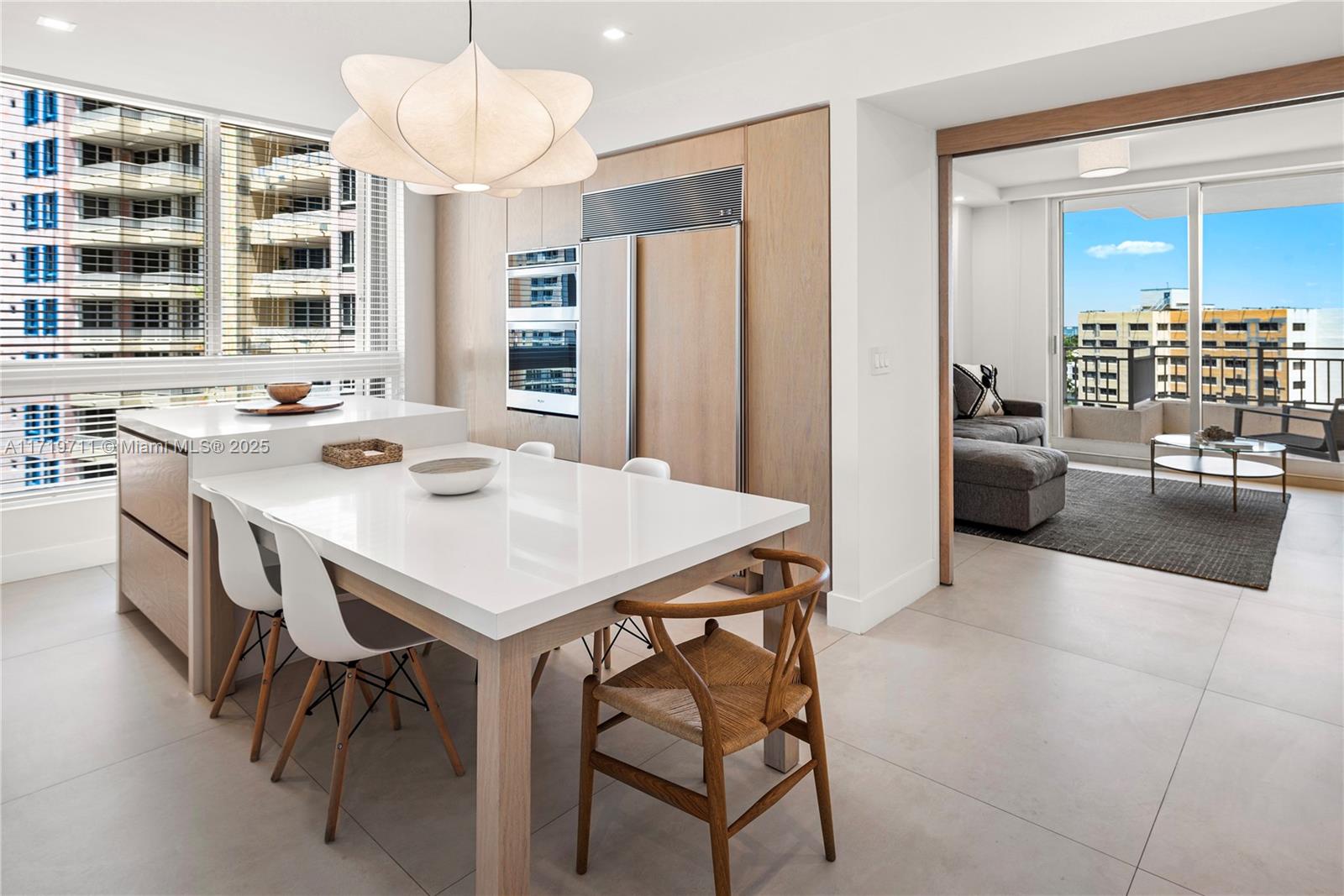 791 Crandon Blvd #901, Key Biscayne FL 33149