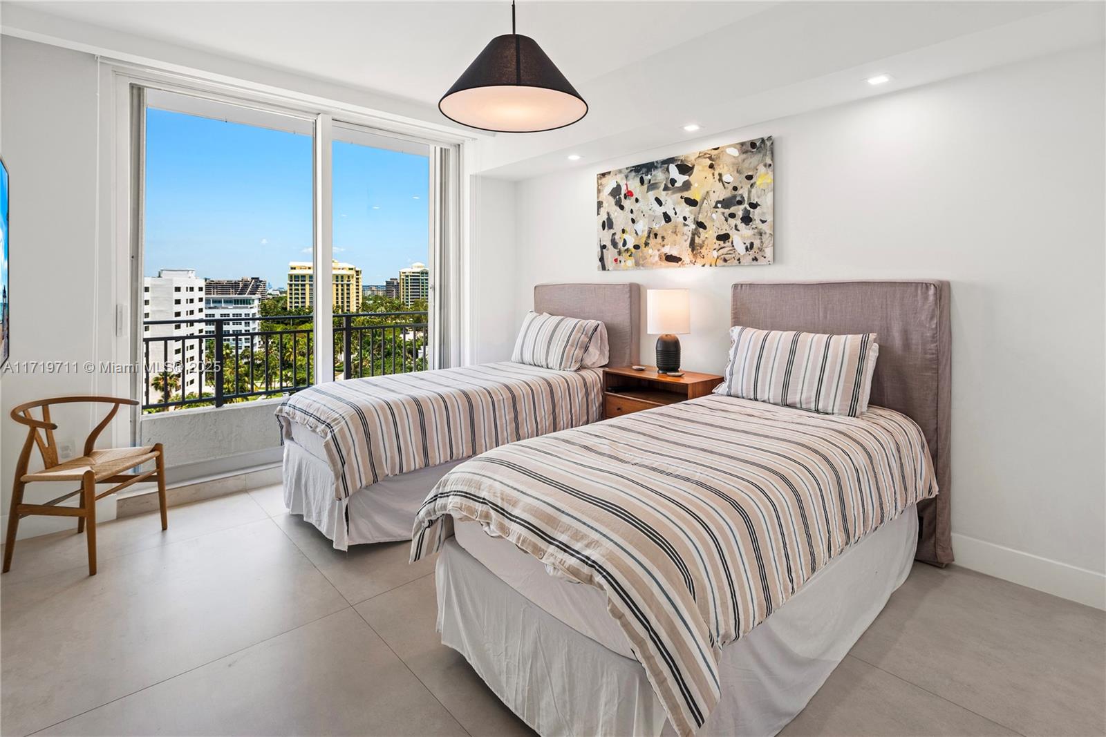 791 Crandon Blvd #901, Key Biscayne FL 33149