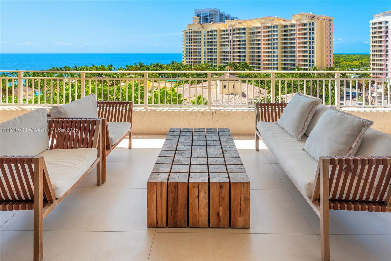 791 Crandon Blvd #901, Key Biscayne FL 33149