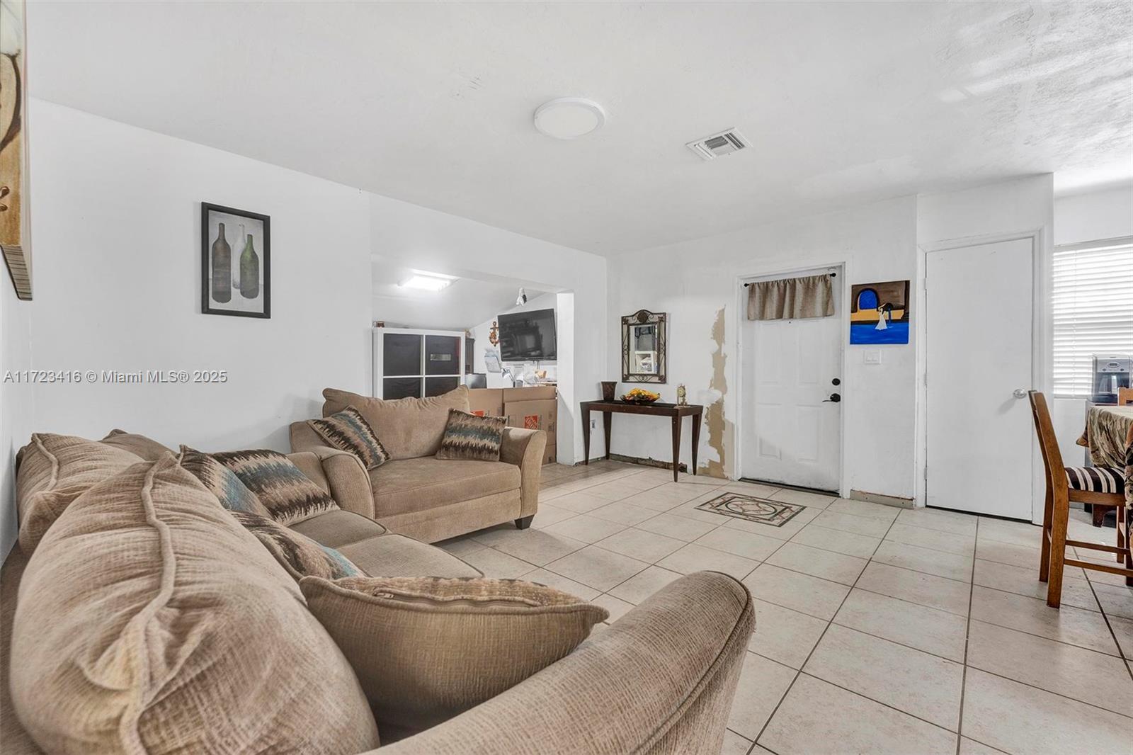 7571 Plantation Blvd, Miramar, Florida image 3