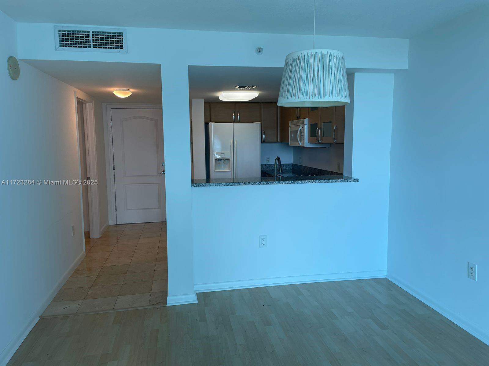 2101 Brickell Ave #1811, Miami FL 33129