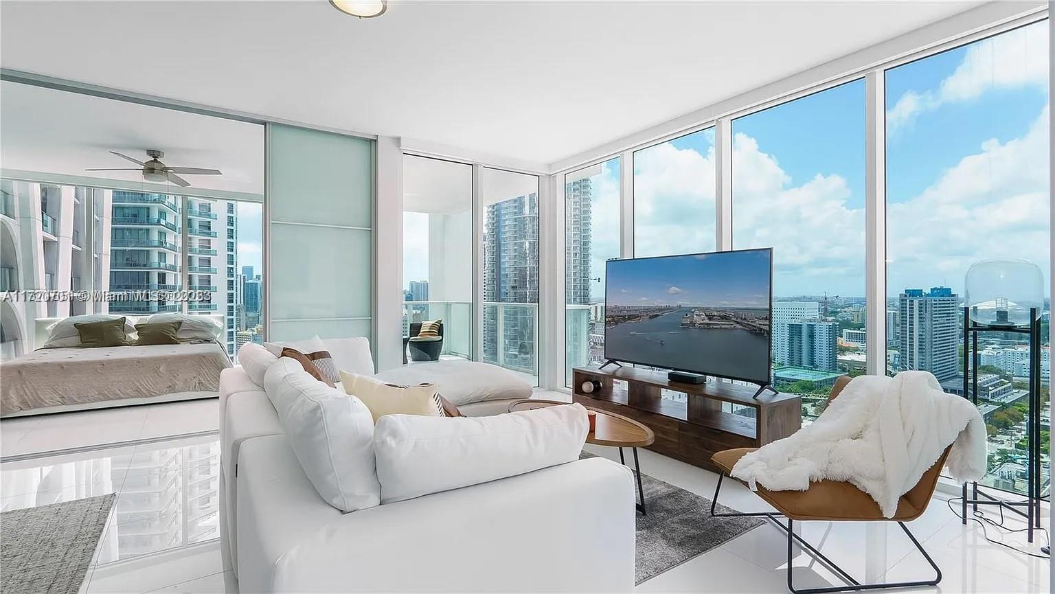 1040 NE Biscayne Blvd #2707, Miami FL 33132