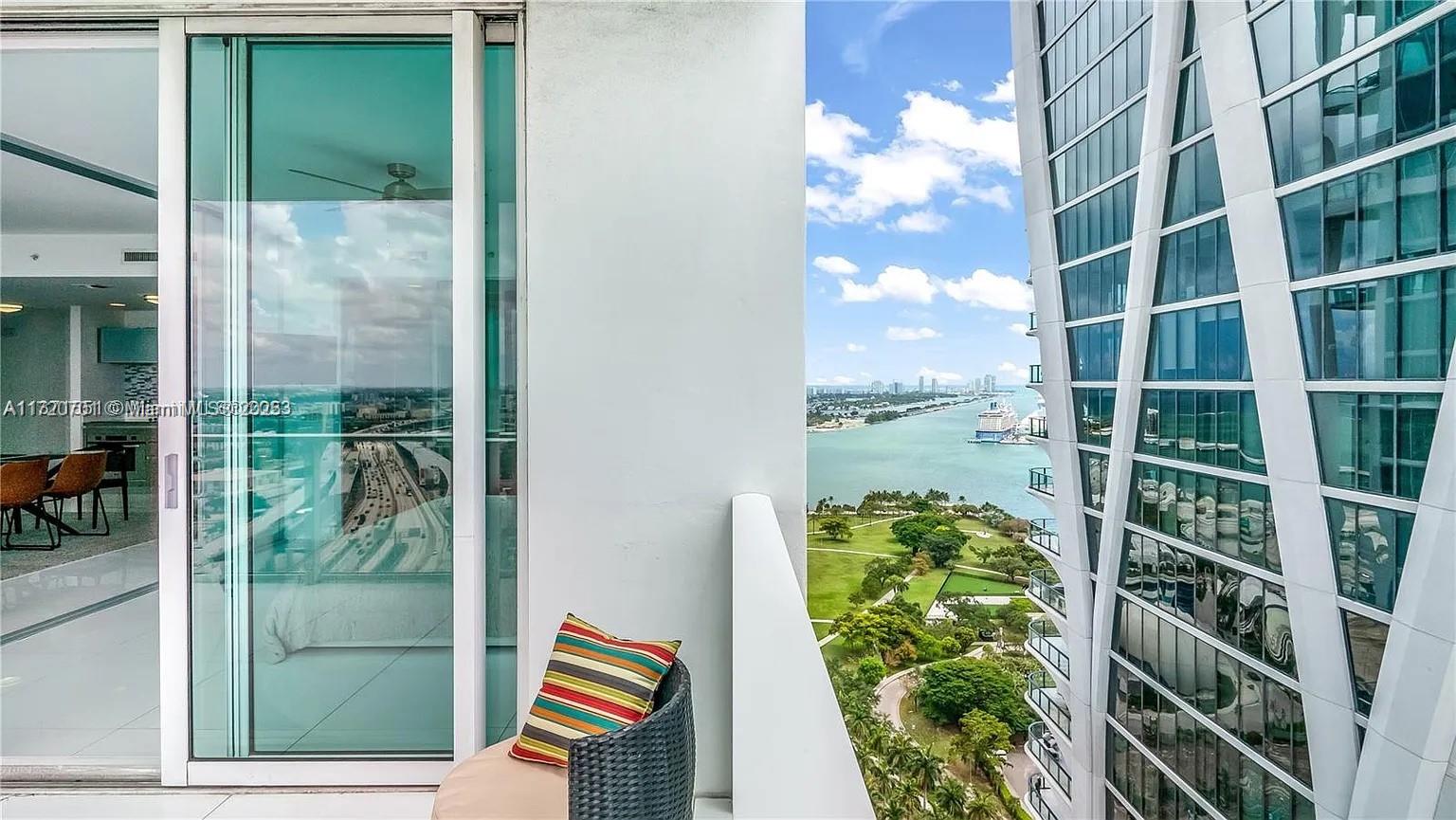 1040 NE Biscayne Blvd #2707, Miami FL 33132