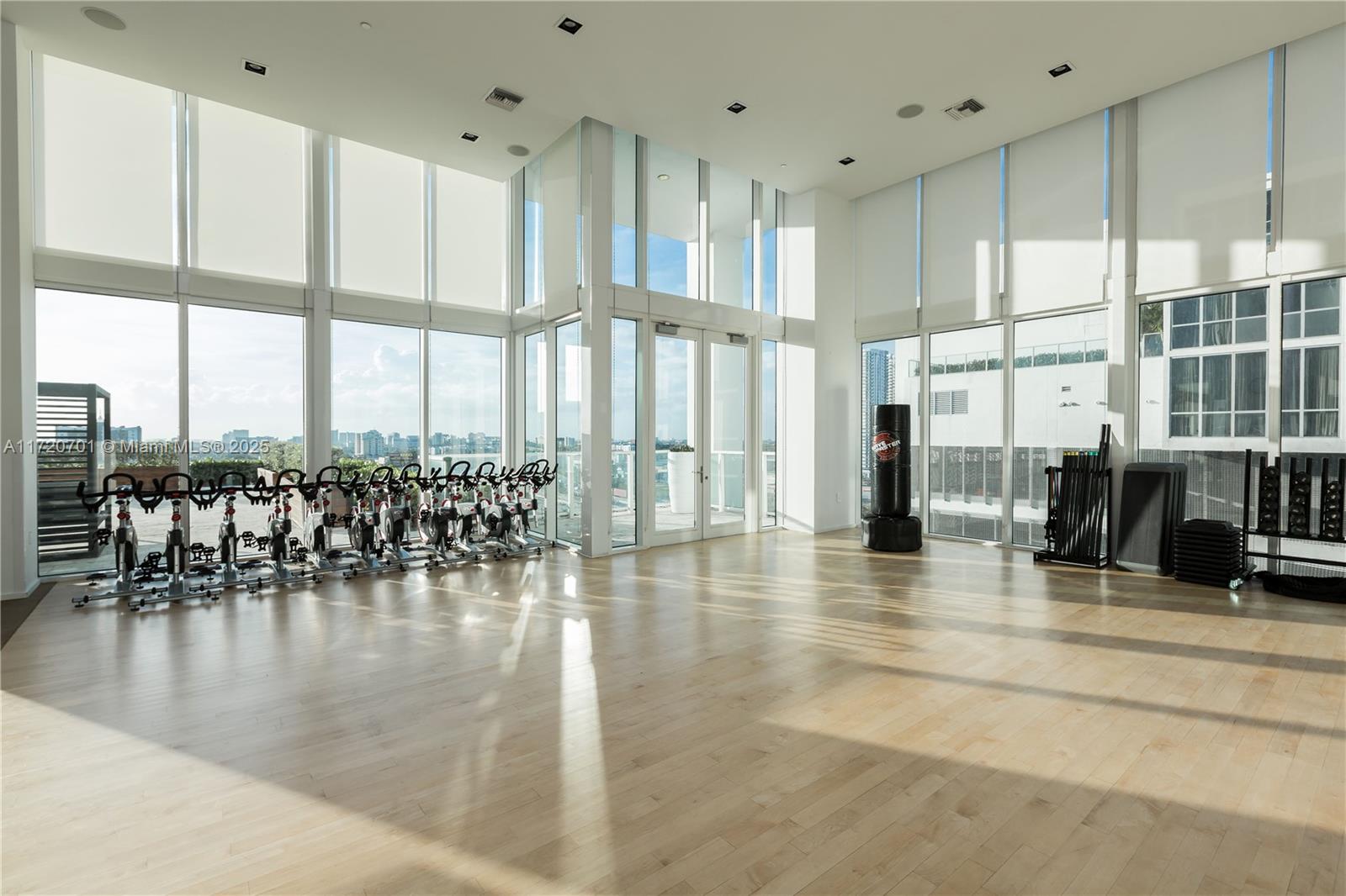 1040 NE Biscayne Blvd #2707, Miami FL 33132