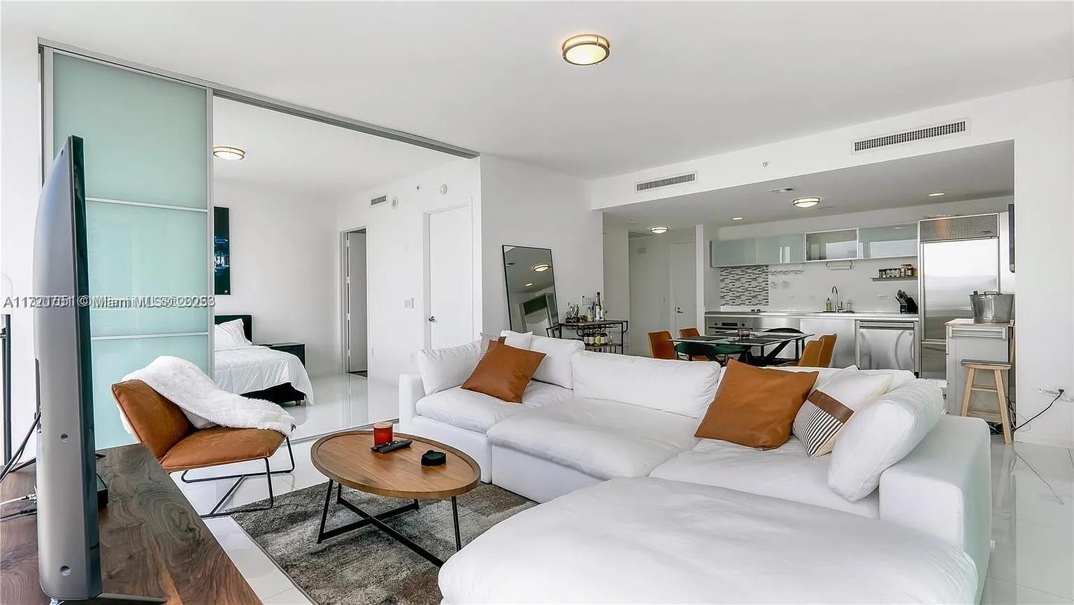1040 NE Biscayne Blvd #2707, Miami FL 33132