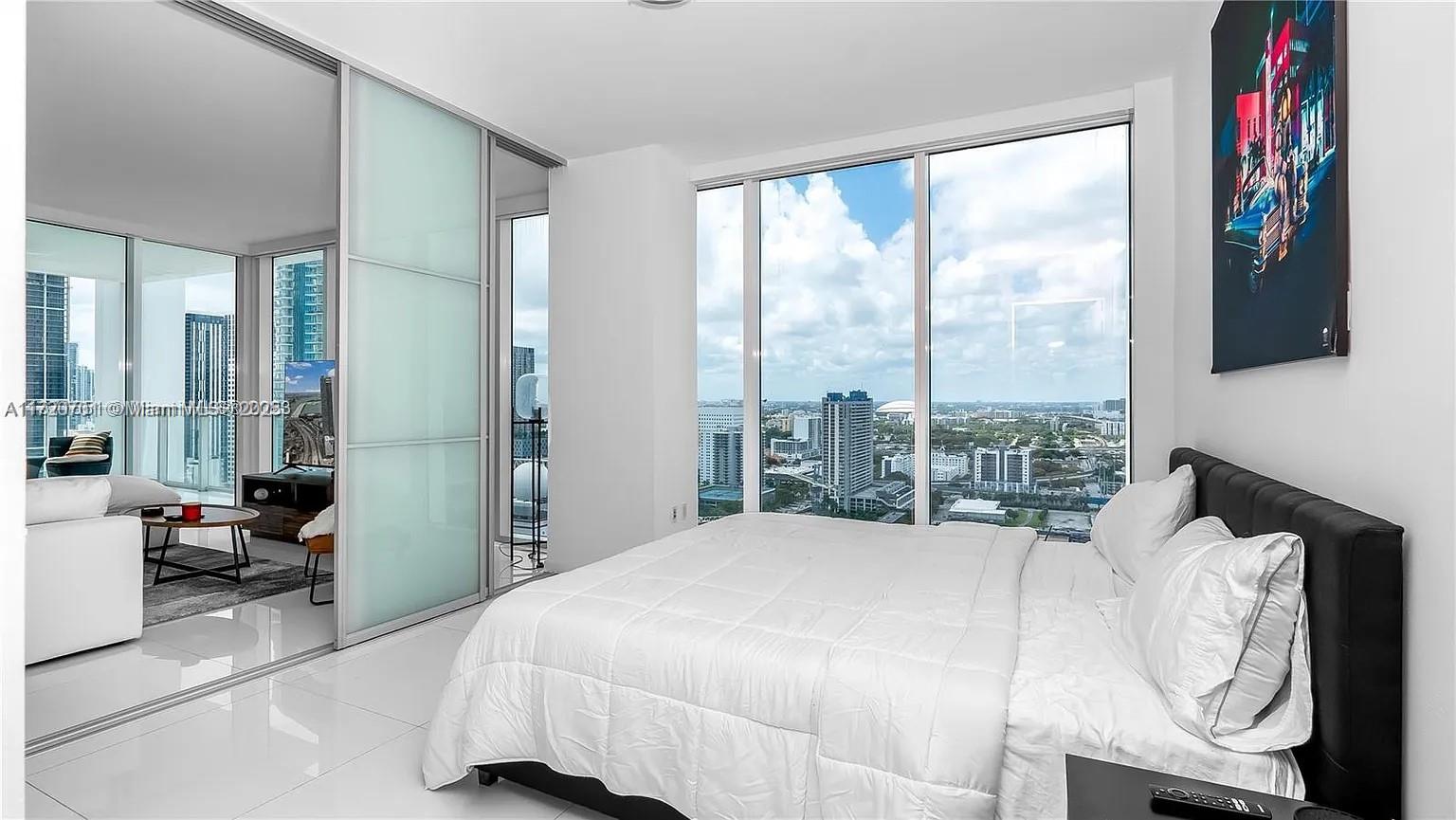 1040 NE Biscayne Blvd #2707, Miami FL 33132