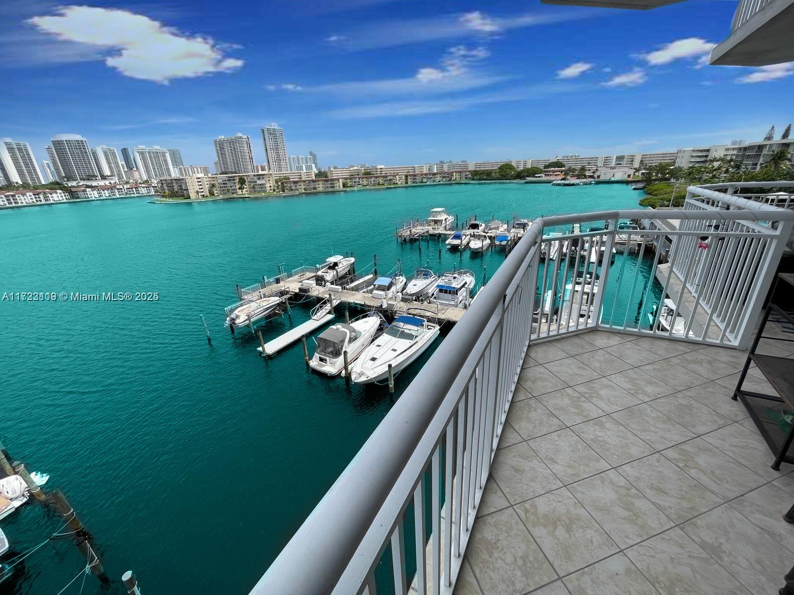 18081 Biscayne Blvd #505, Aventura, Florida image 15