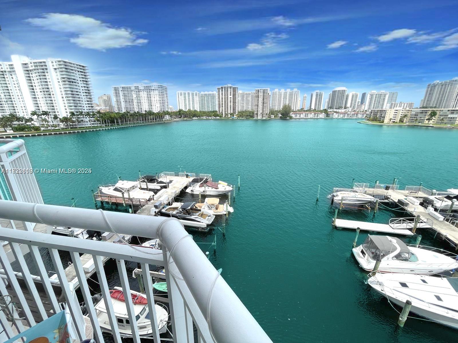 18081 Biscayne Blvd #505, Aventura, Florida image 16