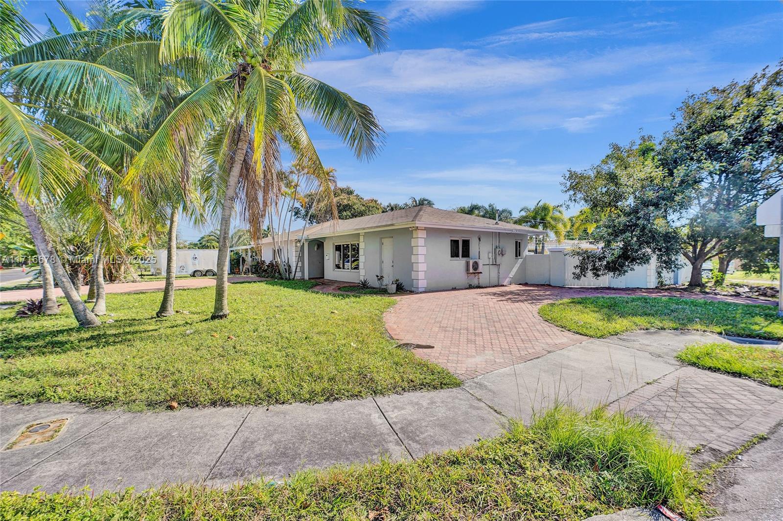 1100 NE 4th St, Pompano Beach, Florida image 30