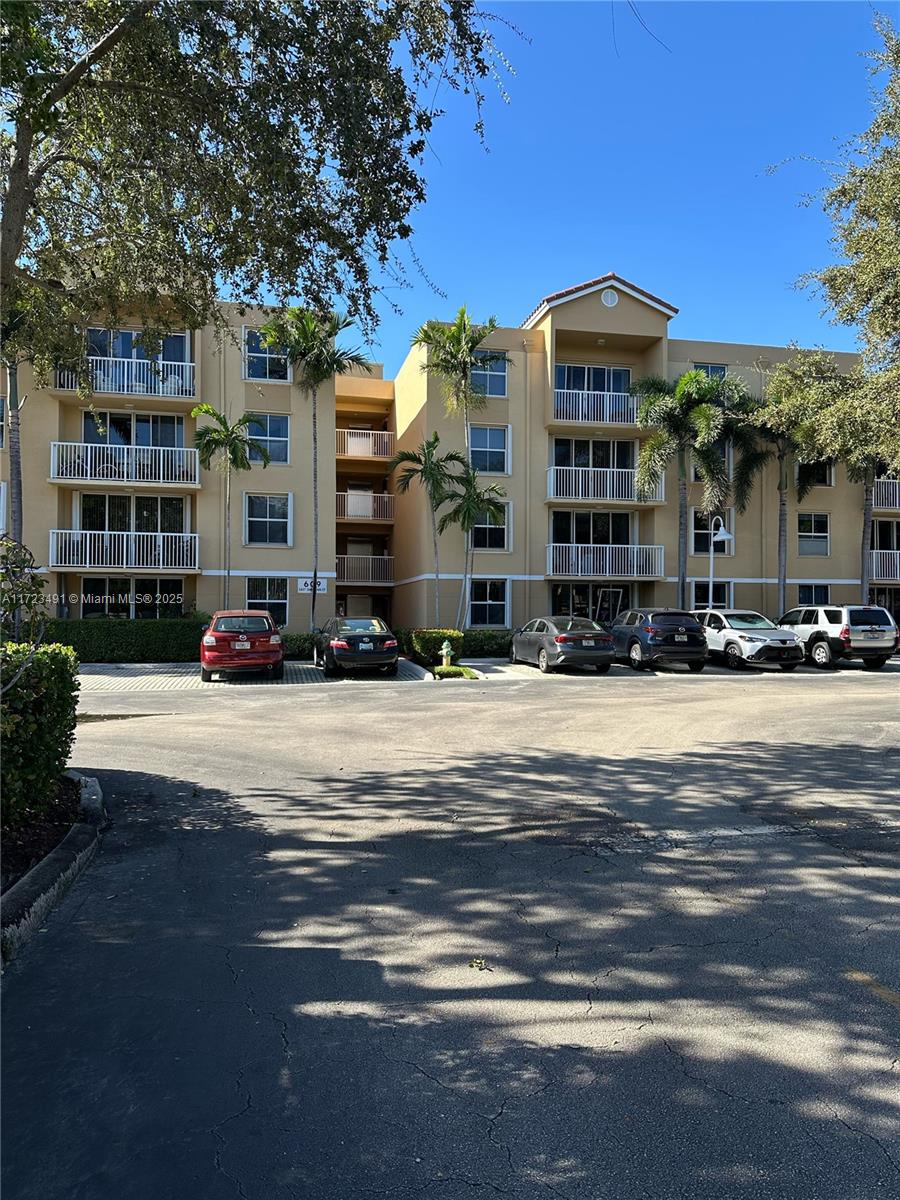 609 E Sheridan St #105, Dania Beach, Florida image 19