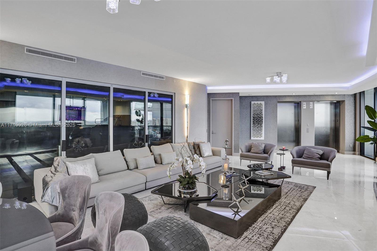18555 COLLINS AVENUE #2203, Sunny Isles Beach FL 33160