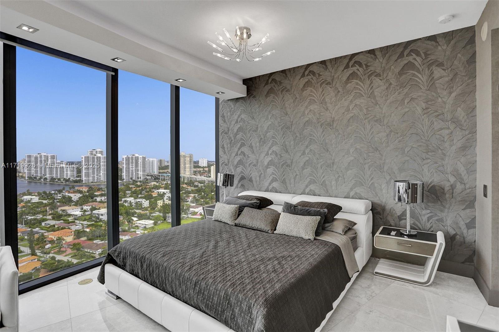 18555 COLLINS AVENUE #2203, Sunny Isles Beach FL 33160