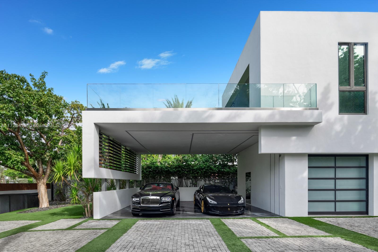 528 Lakeview Ct, Miami Beach, Florida image 46