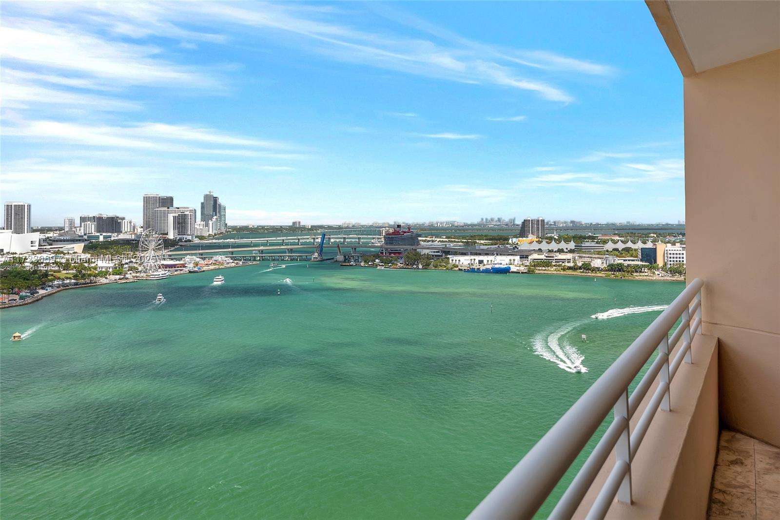 808 Brickell Key Dr #2103, Miami FL 33131