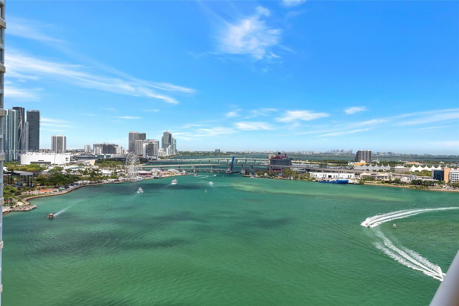 808 Brickell Key Dr #2103, Miami FL 33131