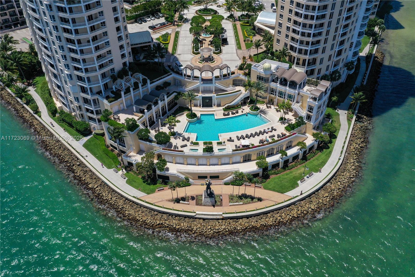 808 Brickell Key Dr #2103, Miami FL 33131