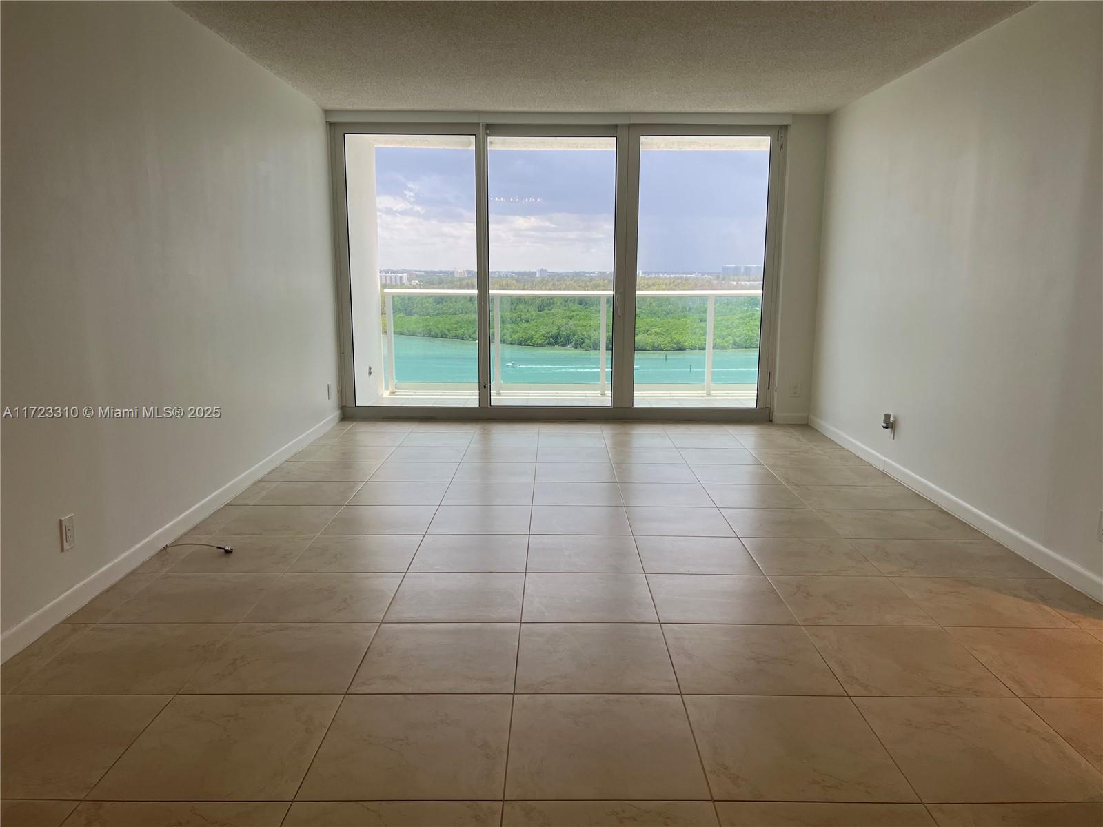 100 Bayview Dr #1918, Sunny Isles Beach, Florida image 2