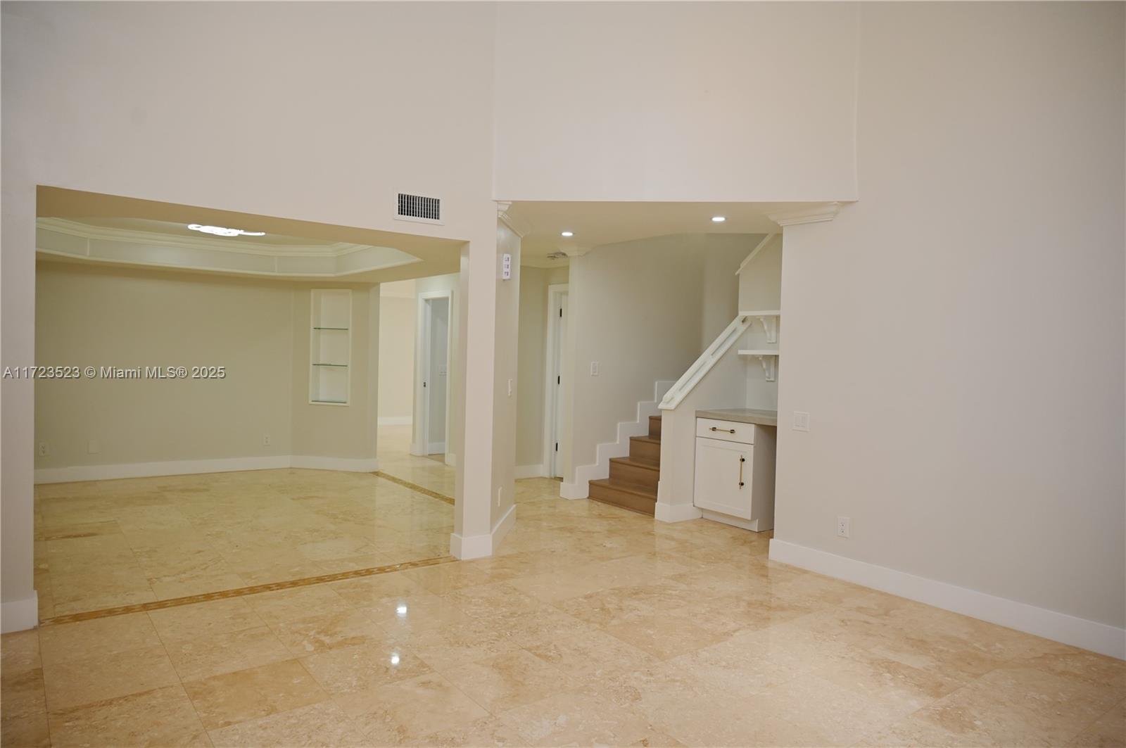 2125 Harbor Way, Weston, Florida image 3