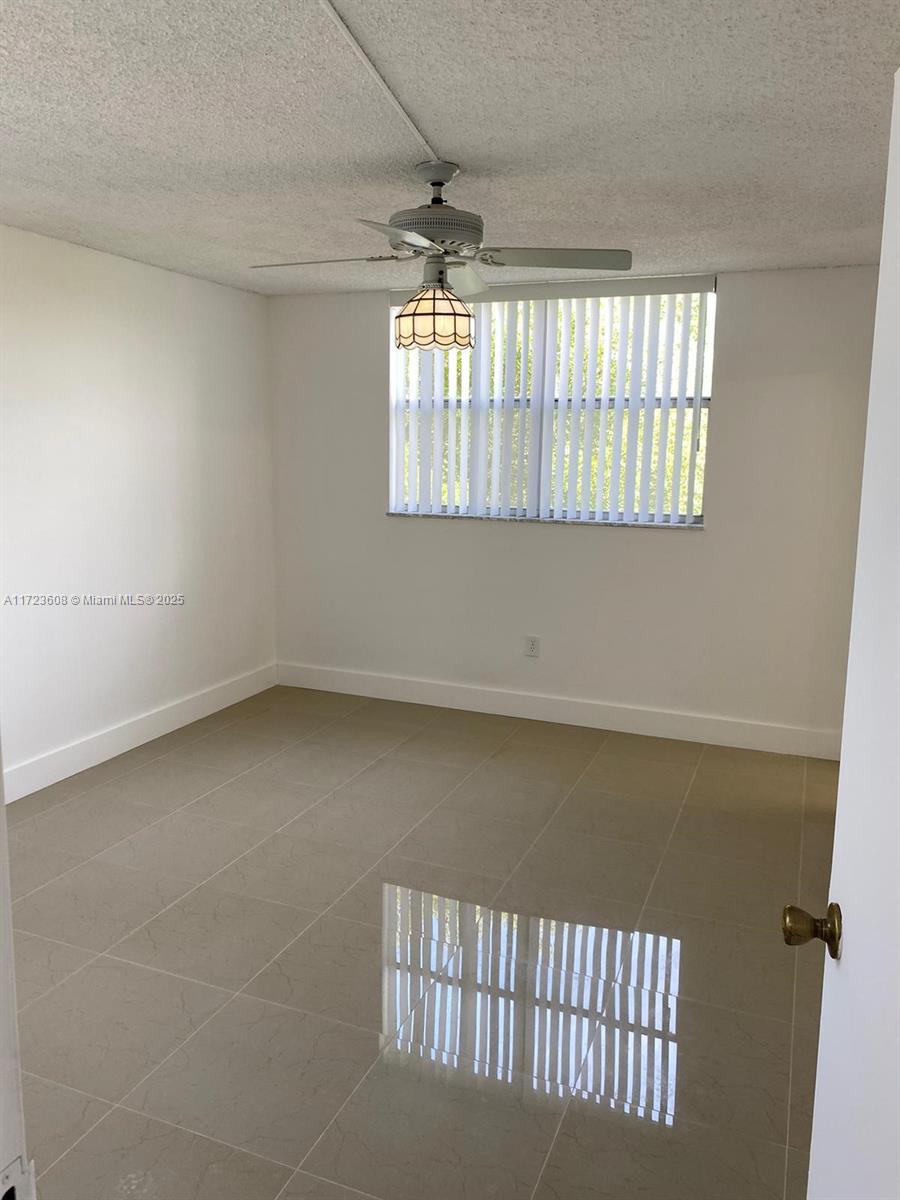 1800 SW 81st Ave #1407, North Lauderdale, Florida image 24