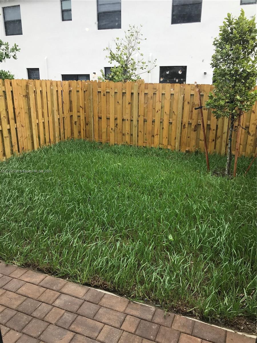 Listing Photo 21