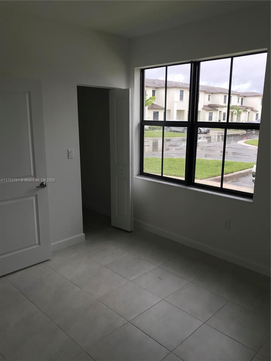 12989 SW 233rd Ter #12989, Miami, Florida image 3