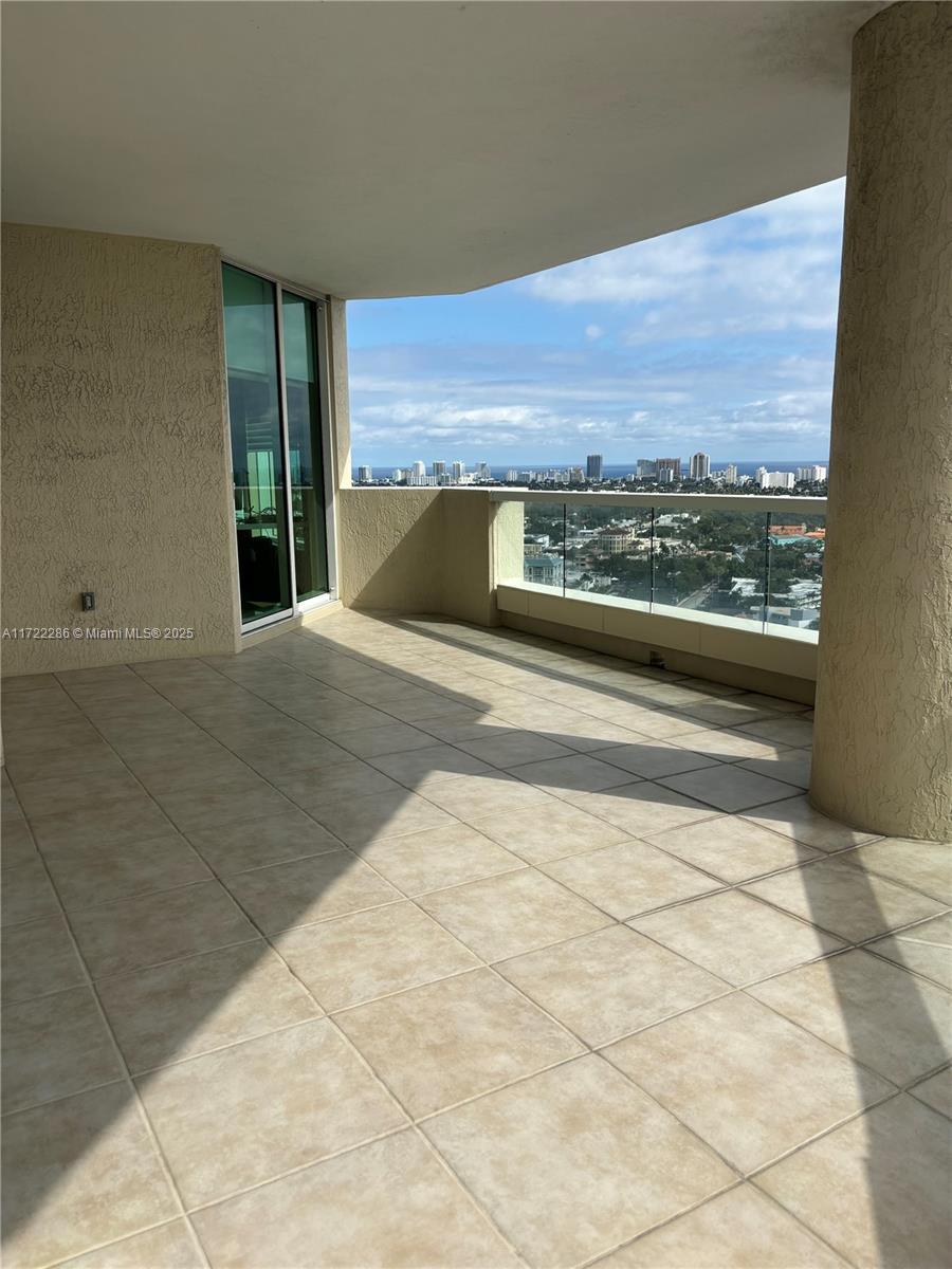 411 N New River Dr E #2806, Fort Lauderdale, Florida image 12