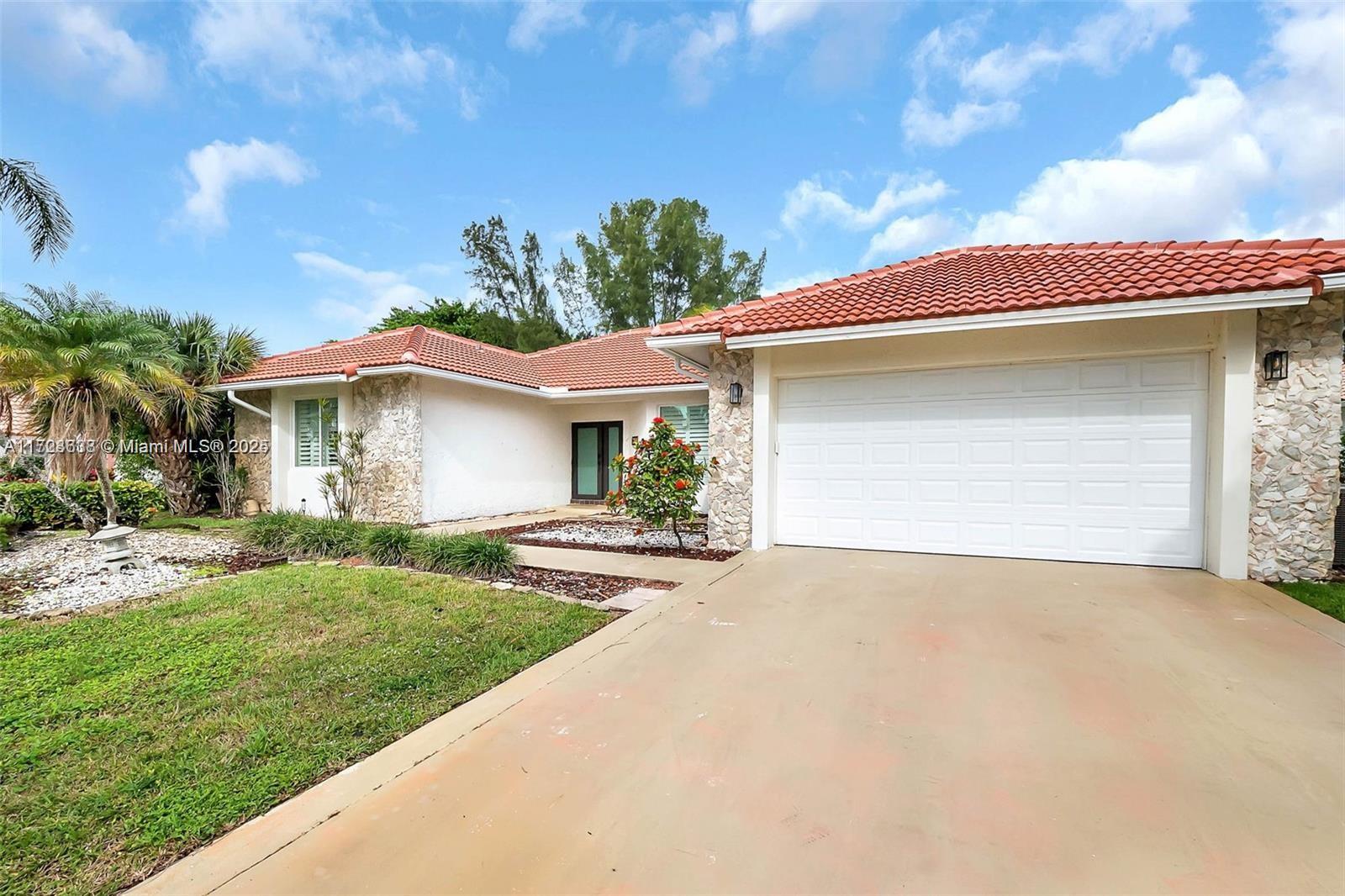 10153 Canoe Brook Cir, Boca Raton, Florida image 3